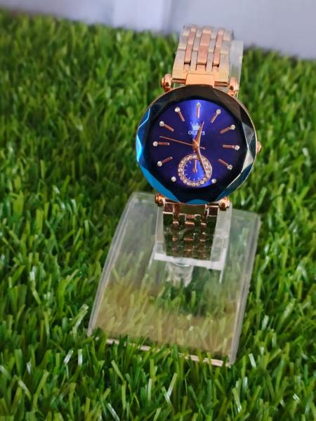 New style fashionable women's watch female student steel band niche temperament leisure sports life waterproof quartz watch