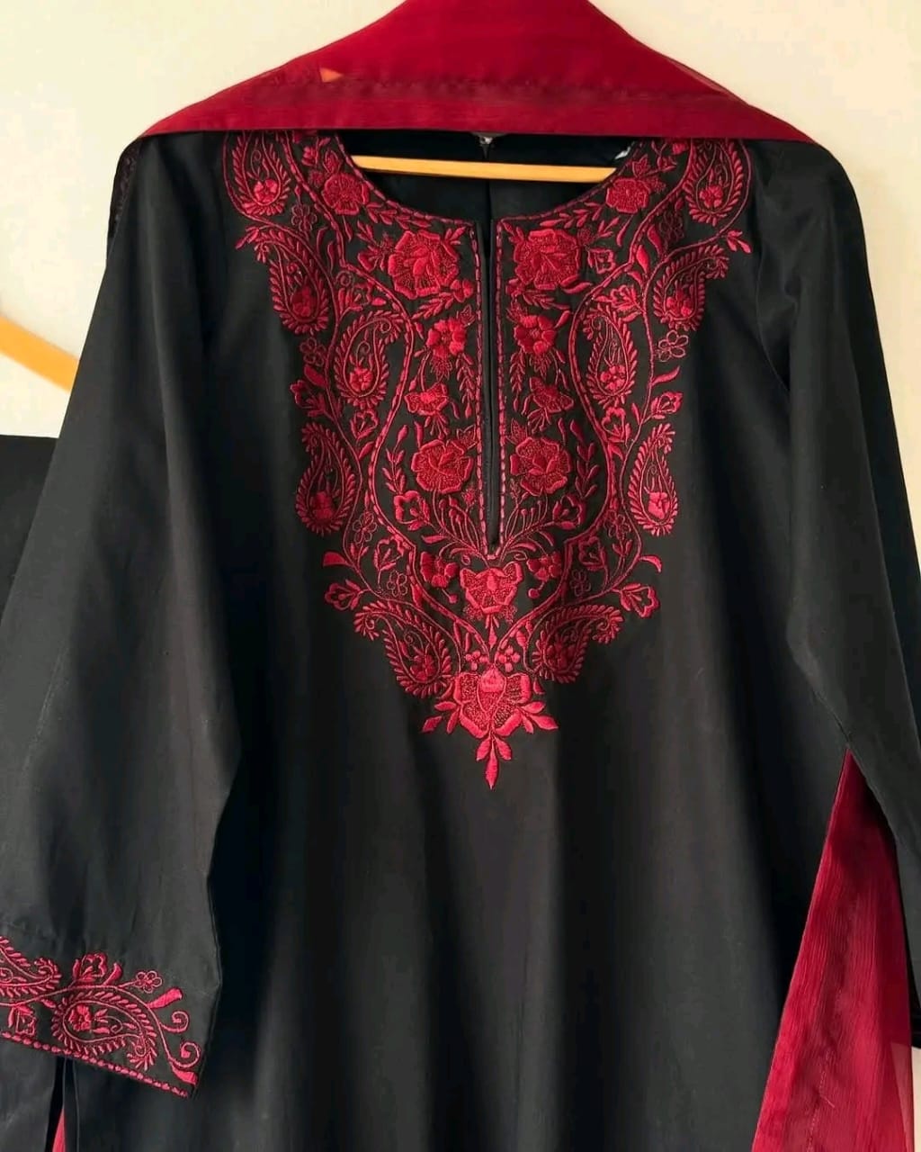 Sequence Embroidery Three Piece