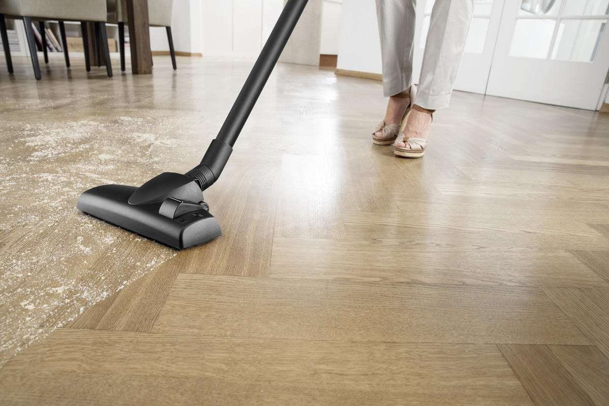 KARCHER WD1 Home Multi-Purpose Wet & Dry Vacuum Cleaner | 1000 Watt