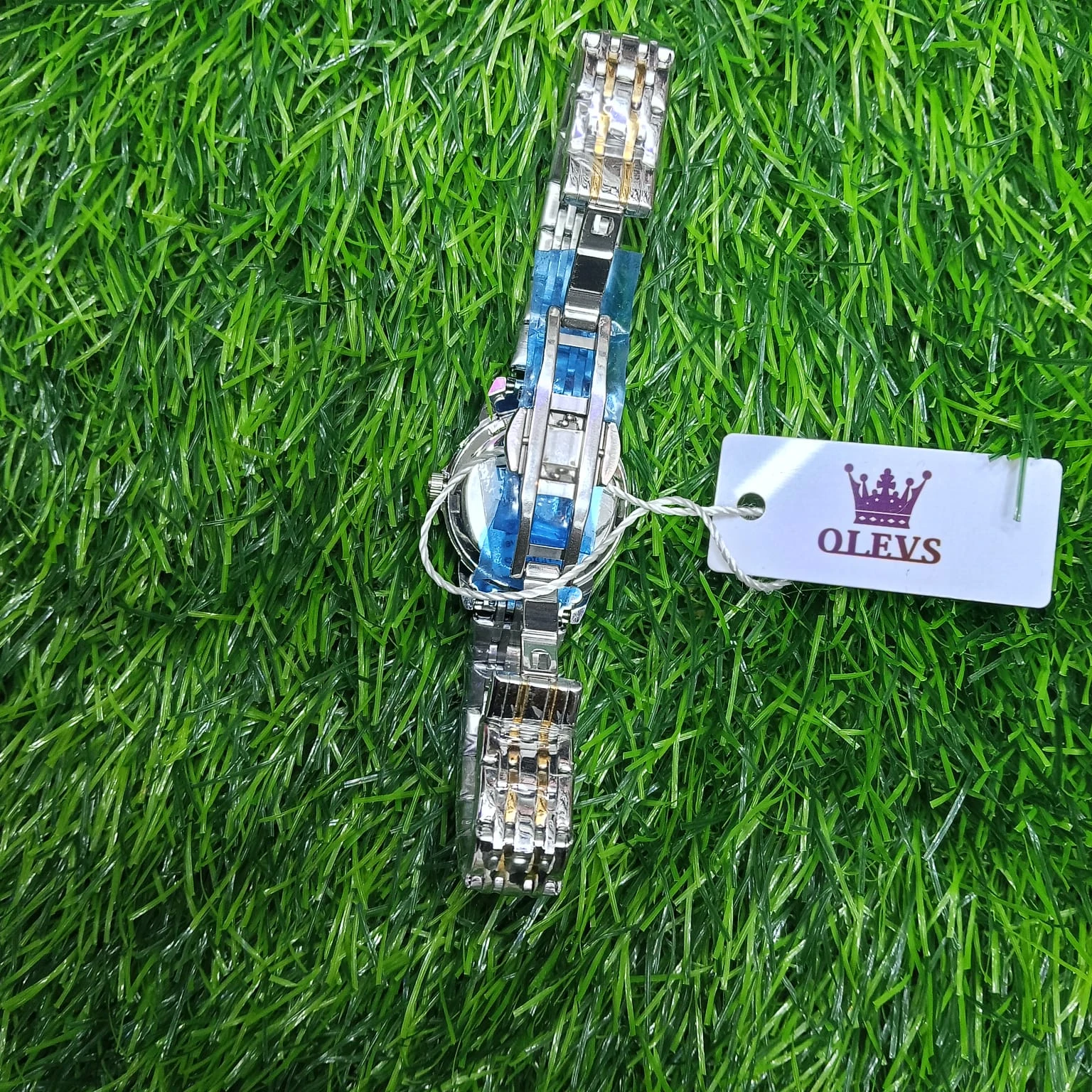 Butter Fly Lock OLEVS Watch for Women Silver