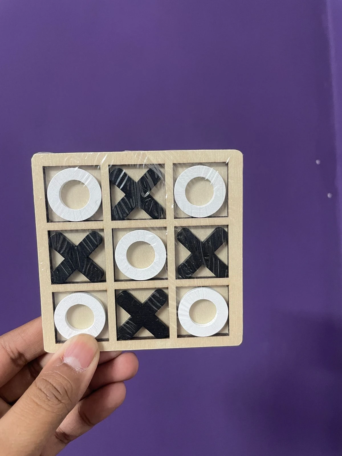Wooden Tic Toc Toe (Random Color)