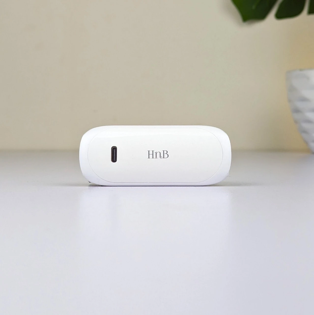 HNB HB30 Earbuds & Bluetooth