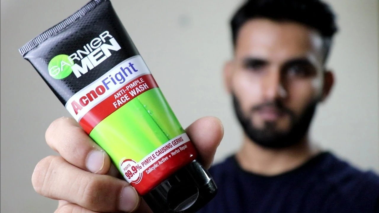 Garnier Men Acno Fight Anti-Pimple Facewash 100ml