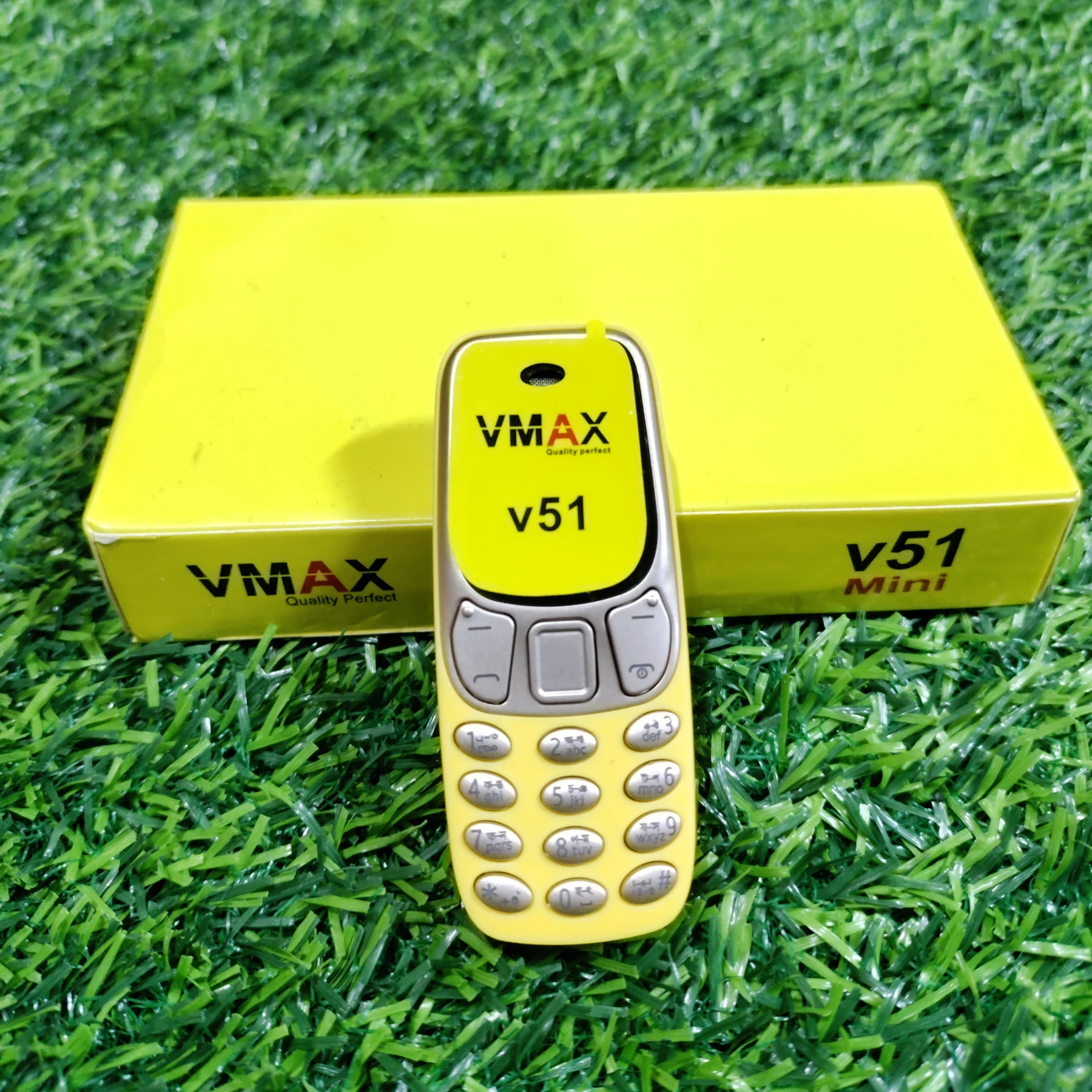 Vmax V51 Mini Phone Magic Voice(Yellow)