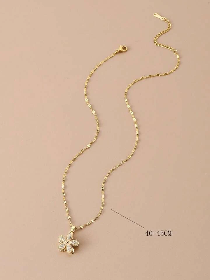 Rotatable Five-Petal Flower Gold Plated Women's Necklace (With gift box)