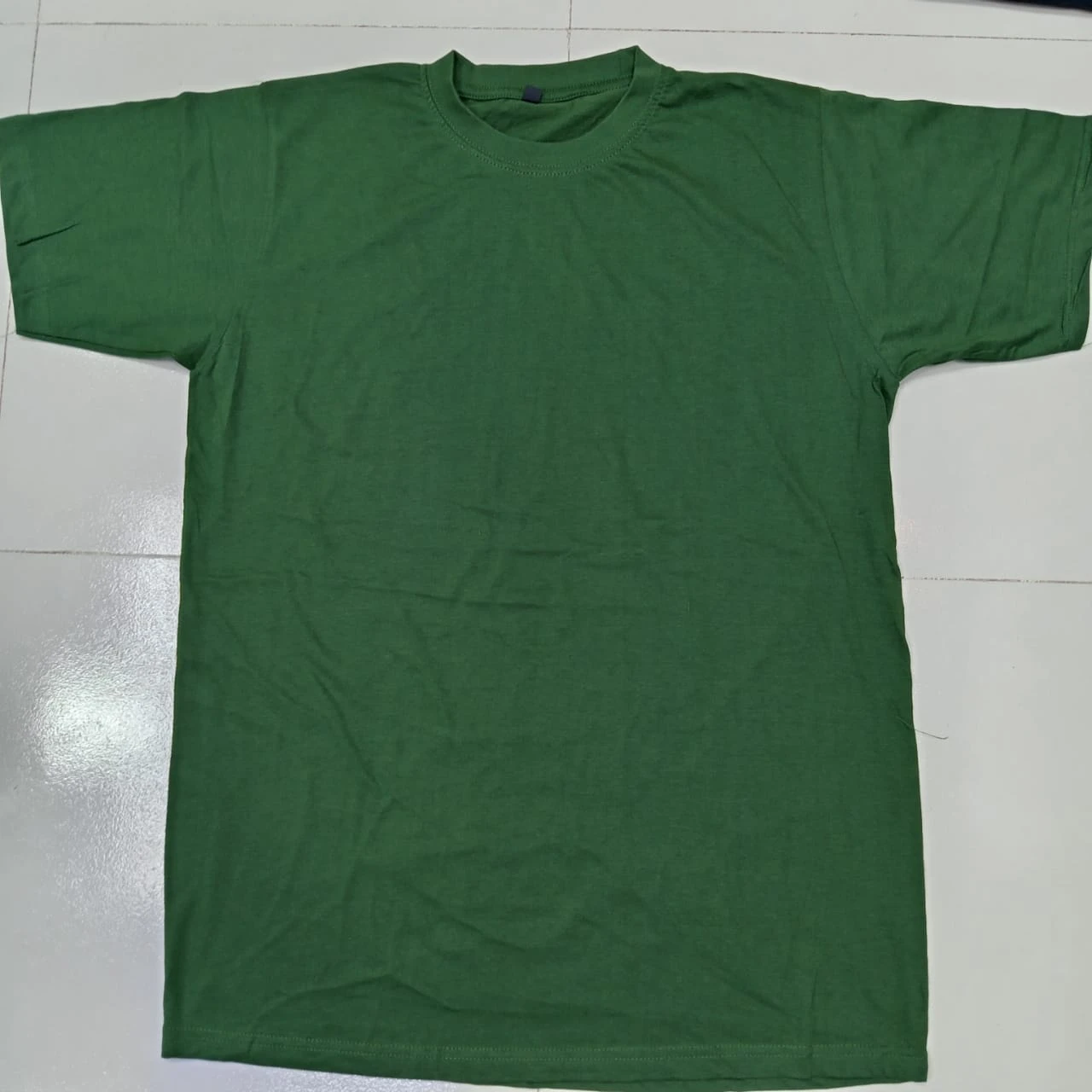 Men's Premium Solid T-Shirt- green