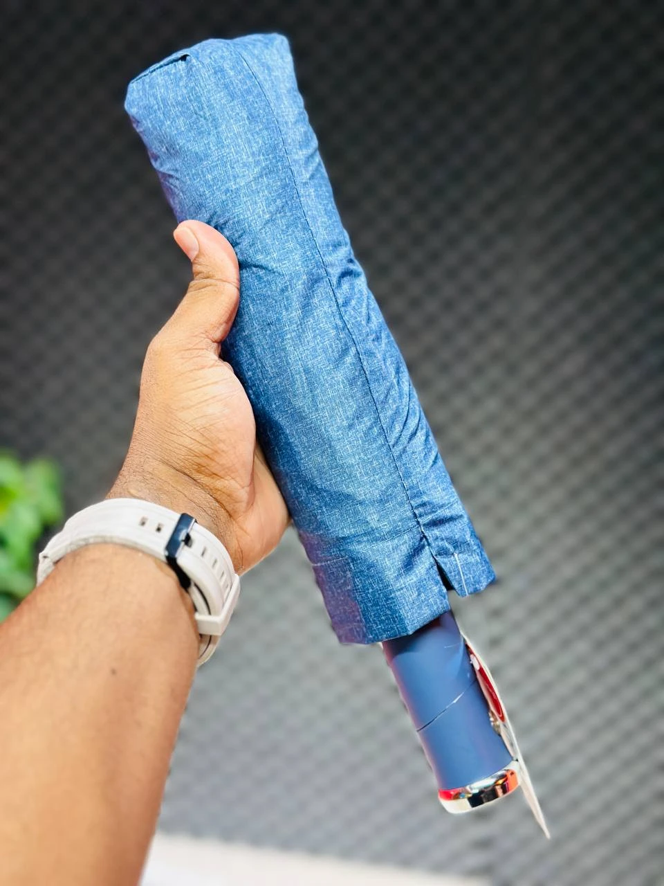 Premium 12-Ribs Automatic Umbrella With Flash Light – Blue
