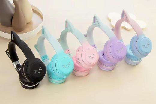 PM-35 Cat Ear LED Bluetooth Headset – Kids & Adults Favourite