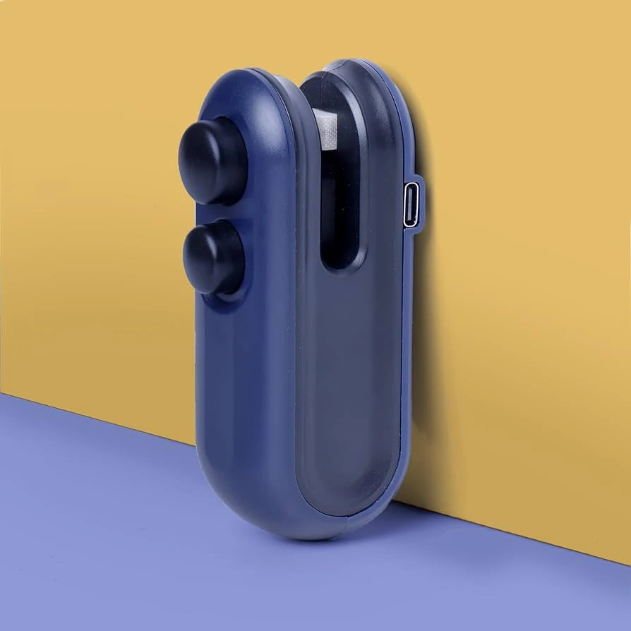 Discover the Portable Mini Sealing Machine: a handheld food sealer for snacks and chips, featuring a rechargeable Type-C