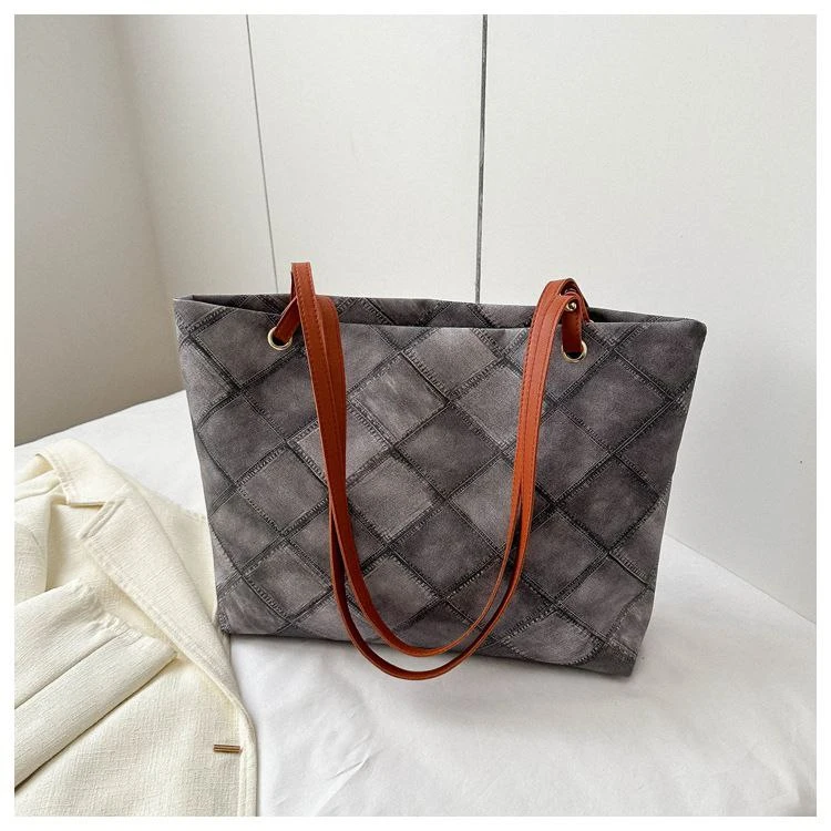 GEOMETRIC PATTERN SHOULDER TOTE BAG DOUBLE HANDLE- RM40
